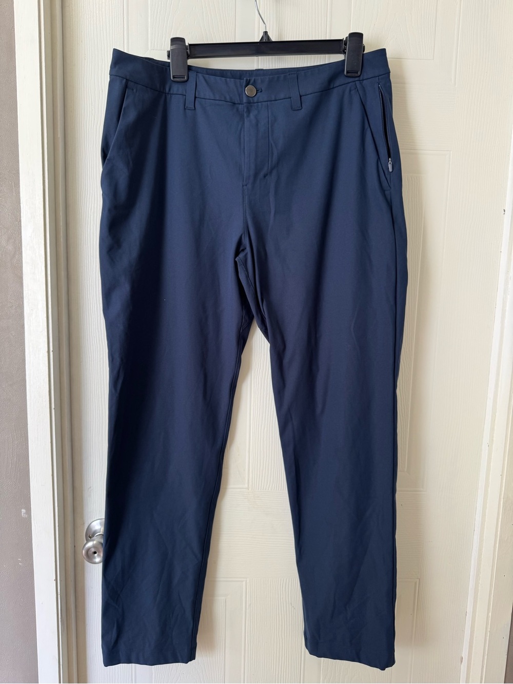 lululemon athletica Men's Dark Navy Stretch Chinos